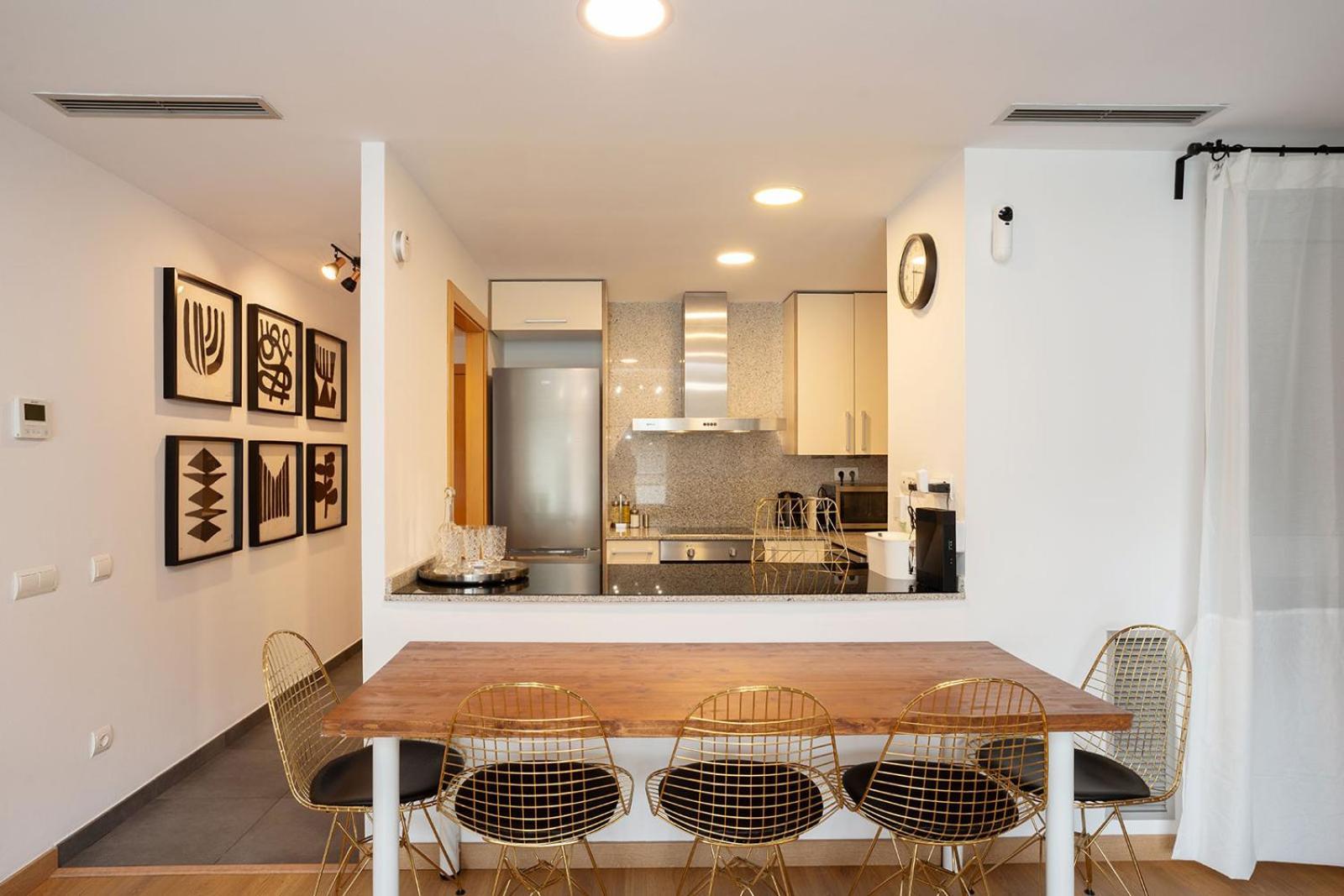 Modern Apartment Near Pl. Espana Барселона Экстерьер фото